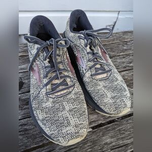 Brooks Women's Adrenaline GTS 21 Running Shoe - Ombre/Lavender/Metallic size 11